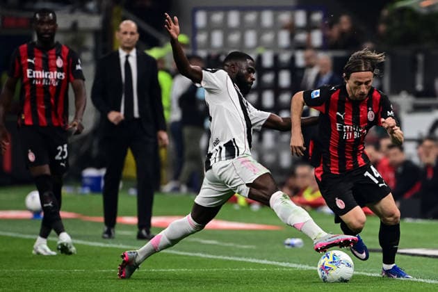 Milan v Juventus - Serie A MILAN, ITALY - APRIL 26: Jeremie Boga of Juventus fights for the ball with Luka Modric of AC Milan during the Italian Serie A football match between AC Milan and Juventus at San Siro Stadium in Milan, Italy on April 26, 2026 Piero Cruciatti Anadolu Milan Italy. Editorial use only. Please get in touch for any other usage.  Copyright: x2026xAnadoluxPieroxCruciattix