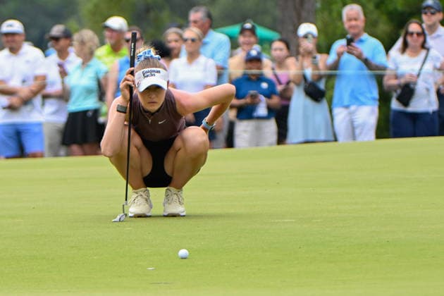 HOUSTON, TX - APRIL 26: Nelly Korda (USA) looks over her birdie putt on 9 during the final round of The Chevron Championship on April 26, 2026, at Memorial Park Golf Course in Houston, Texas. (Photo by Ken Murray Icon Sportswire) GOLF: APR 26 LPGA, Golf Damen The Chevron Championship EDITORIAL USE ONLY Icon2604260344