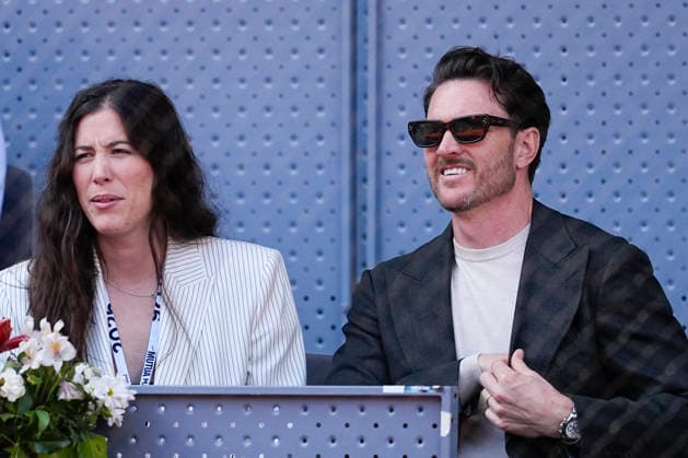 April 26, 2026, Madrid, Madrid, Spain: Arthur Borges and Garbine Muguruza, Co-Director of MMO for WTA, Tennis Damen are seen during the match between Jannik Sinner of Italy and Elmer Moller of Denmark during the Mutua Madrid Open 2026, ATP, Tennis Herren Masters 1000 and WTA 1000, at La Caja Magica on April 26, 2026 in Madrid, Spain. Madrid Spain - ZUMAa181 20260426_zaa_a181_318 Copyright: xOscarxJ.xBarrosox