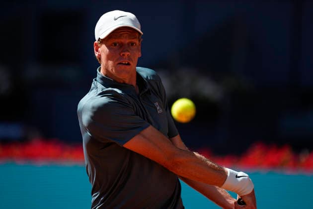April 26, 2026, Madrid, Madrid, Spain: Jannik Sinner of Italy plays against Elmer Moller of Denmark during the Mutua Madrid Open 2026, ATP, Tennis Herren Masters 1000 and WTA, Tennis Damen 1000, at La Caja Magica on April 26, 2026 in Madrid, Spain. Madrid Spain - ZUMAa181 20260426_zaa_a181_277 Copyright: xOscarxJ.xBarrosox