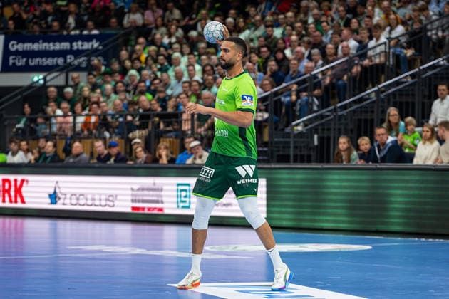26 04 2026, xovx, Handball Daikin Handball Bundesliga, HSG Wetzlar Bergischer HC Philipp Ahouansou HSG Wetzlar , Freisteller Wetzlar Buderus Arena Hessen Germany EN