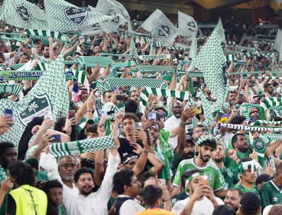 Football: ACLE Al Ahli fans celebrate after the Saudi Arabian club beat Japan s Machida Zelvia in the Asian Champions League Elite final in Jeddah, Saudi Arabia, on April 25, 2026.  A14AA0005479846P