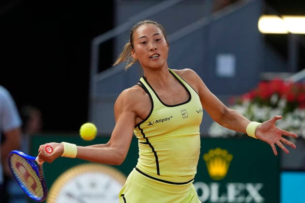 MADRID OPEN TENNIS 2026. WTA, Tennis Damen ZHENG ¢ CHN v RYBAKINA ¢ KAZ Qinwen Zheng, China, during Madrid Open Tennis 2025 match. April 26, 2026.(ALTERPHOTOS Acero) MadridSpain  Copyright: xAcerox