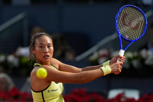 MADRID OPEN TENNIS 2026. WTA, Tennis Damen ZHENG ¢ CHN v RYBAKINA ¢ KAZ Qinwen Zheng, China, during Madrid Open Tennis 2025 match. April 26, 2026.(ALTERPHOTOS Acero) MadridSpain  Copyright: xAcerox