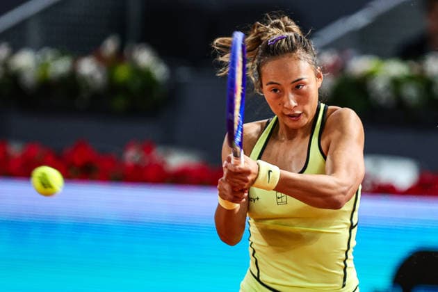 Mutua Madrid Open 2026 - Day 7 Qinwen Zheng of China competes against Elena Rybakina of Kazakhstan during their Women s Singles match on Day Seven of the Mutua Madrid Open at La Caja Magica on April 26, 2026, in Madrid, Spain. Madrid Madrid Spain  Copyright: xMiguelxReisx originalFilename:reis-notitle260426_npvjO.jpg