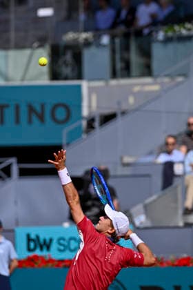 April 27, 2026, Madrid, Madrid, Spain: CASPER RUUD of norway - YONEX serves to ALEJANDRO DAVIDOVICH of spain - ADIDAS during the Mutua Madrid Open 2026, ATP, Tennis Herren Masters 1000 and WTA, Tennis Damen 1000 tennis tournament, celebrated at Caja Magica on April 26, 2026 in Madrid, Spain. Mutua Madrid Open 2026 - Day 8 (04.27.26) - ZUMAc312 20260427_zsp_c312_028 Copyright: xOscarxManuelxSanchezx