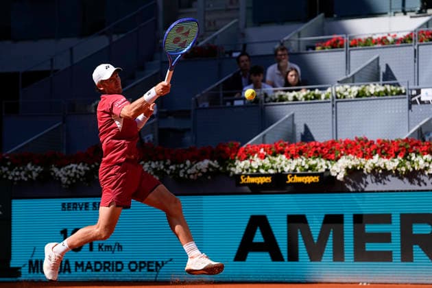 April 27, 2026, Madrid, Madrid, Spain: Casper Ruud of Norway plays against Alejandro Davidovich Fokina of Spain during the Mutua Madrid Open 2026, ATP, Tennis Herren Masters 1000 and WTA, Tennis Damen 1000, at La Caja Magica on April 27, 2026 in Madrid, Spain. Mutua Madrid Open 2026 - Day 8 - ZUMAa181 20260427_zaa_a181_051 Copyright: xOscarxJ.xBarrosox