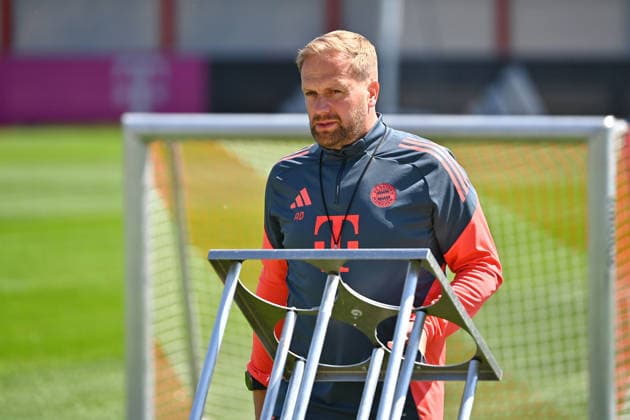 Aaron DANKS Co Coach FCB , Final Training Bayern Muenchen on 27 04 2026 Football Champions League Semi Final Paris Saint Germain PSG FC Bayern Muenchen on 28 04 2026