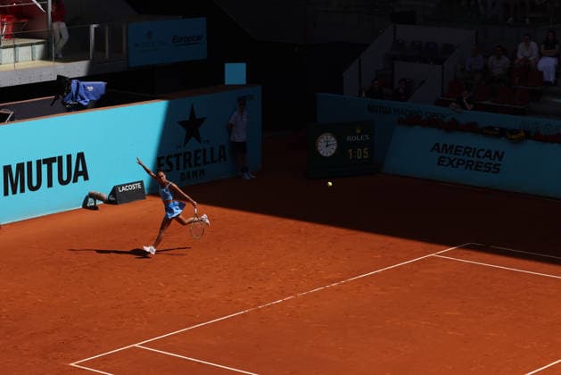 April 27, 2026, Madrid, Madrid, Spain: Leylah Fernandez of Canada in action against Ann Li of USA during the Mutua Madrid Open 2026, ATP, Tennis Herren Masters 1000 and WTA, Tennis Damen 1000, at La Caja Magica on April 27, 2026 in Madrid, Spain. Madrid Spain - ZUMAa181 20260427_zaa_a181_135 Copyright: xDennisxAgyemanx
