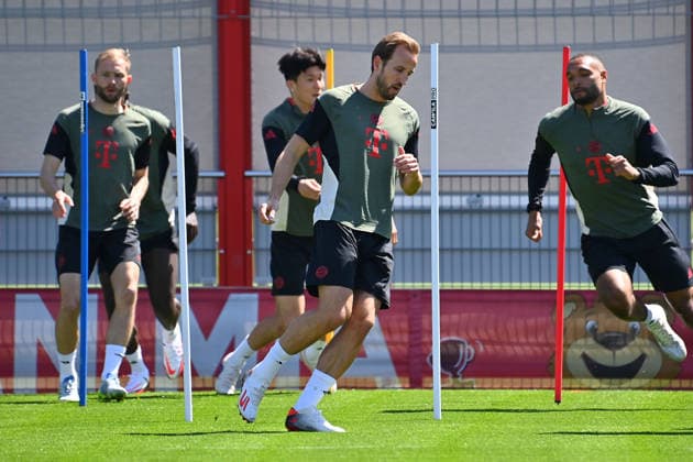 from left Konrad LAIMER Bayern Muenchen ,Minjae KIM FC Bayern Muenchen ,Harry KANE Bayern Muenchen ,Jonathan TAH Bayern Muenchen Final training Bayern Muenchen on 27 04 2026 Soccer Champions League Semi-Final Paris Saint Germain PSG FC Bayern Muenchen on 28 04 2026