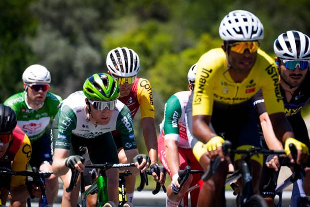 61st Presidential Cycling Tour of Turkiye AYDIN, TURKIYE - APRIL 27: Cyclists compete during the second stage of the 61st Presidential Cycling Tour of Turkiye, a 152-kilometer route from Aydin to Marmaris, in Aydin, Turkiye, on April 27, 2026. Held under the auspices of the Turkish Presidency and supported by the Turkish Youth and Sports Ministry, the eight-stage race is Turkiye’s only event in the ‘ProSeries’ category on the UCI Europe Tour calendar. Ahmet Serdar Eser Anadolu Aydin Turkey. Editorial use only. Please get in touch for any other usage.  Copyright: x2026xAnadoluxAhmetxSerdarxEserx
