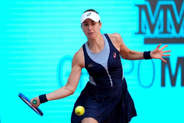 April 27, 2026, Madrid, Madrid, Spain: Belinda Bencic of Switzerland in action against Hailey Baptiste of USA during the Mutua Madrid Open 2026, ATP, Tennis Herren Masters 1000 and WTA, Tennis Damen 1000, at La Caja Magica on April 27, 2026 in Madrid, Spain. Madrid Spain - ZUMAa181 20260427_zaa_a181_157 Copyright: xDennisxAgyemanx