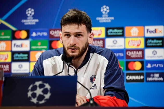 Paris, France April 27 Khvicha Kvaratskhelia of Paris Saint Germain talks during the training session press conference on day ahead of the UEFA Champions League 2025 26 Semi Final First Leg match between Paris Saint Germain and FC Bayern Munchen at Parc des Princes on April 27, 2026 in Paris, France Photo by JustPictures Paris Parc des Princes France Copyright: x x2026xEurasiaxSportxImagesx jp-en-EuSpIm-AB6_PSG_Pressconf_27Apr2026_PR728