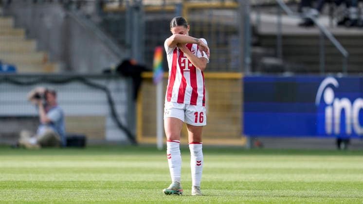 Zoe Hasenauer Köln, 16 , player, player of 1 FC Köln, looking disappointed, disappointment, frustration, disappointed, pessimistic, after conceding the goal to 3 1, action, action scene, 27 04 2026, Sinsheim Hoffenheim Germany , Football, Google Pixel Women Bundesliga, TSG 1899 Hoffenheim 1 FC Köln, DFB DFL REGULATIONS PROHIBIT ANY USE OF PHOTOGRAPHS AS IMAGE SEQUENCES AND OR QUASI VIDEO xozx