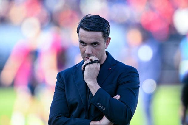 Atalanta s coach Raffaele Palladino during the Serie A soccer match between Cagliari Calcio and Atalanta at the Unipol Domus in Cagliari, Sardinia - Monday 27th April. - Soccer  Copyright: x Â®xGianlucaxZuddas LaPressex