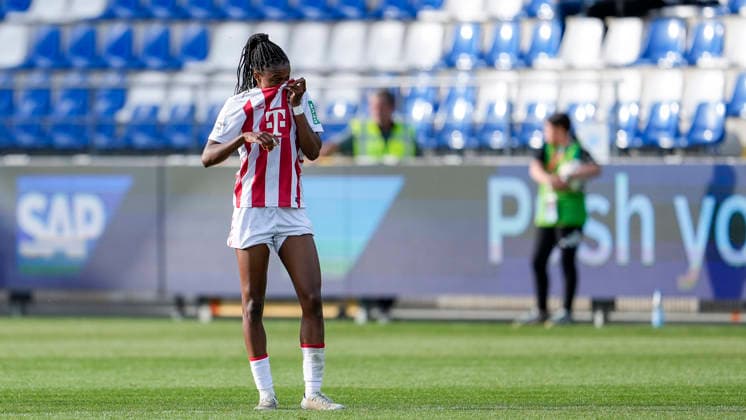 Lydia Andrade Cologne, 17 , player, player of 1 FC Cologne, looking disappointed, disappointment, frustration, disappointed, pessimistic, after conceding the goal to 4 1, action, action scene, 27 04 2026, Sinsheim Hoffenheim Germany , Football, Google Pixel Women Bundesliga, TSG 1899 Hoffenheim 1 FC Köln, DFB DFL REGULATIONS PROHIBIT ANY USE OF PHOTOGRAPHS AS IMAGE SEQUENCES AND OR QUASI VIDEO xozx