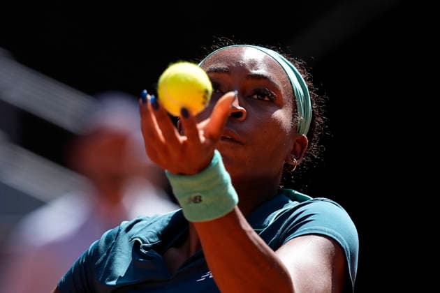April 27, 2026, Madrid, Madrid, Spain: Coco Gauff of USA plays against Linda Noskova of Czech Republic during the Mutua Madrid Open 2026, ATP, Tennis Herren Masters 1000 and WTA, Tennis Damen 1000, at La Caja Magica on April 27, 2026 in Madrid, Spain. Madrid Spain - ZUMAa181 20260427_zaa_a181_254 Copyright: xOscarxJ.xBarrosox