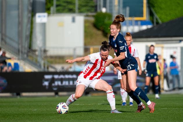 TSG Hoffenheim vs 1 FC Köln, Soccer Women Bundesliga, Matchday 23 27 04 2026, Dietmar Hopp Stadion, Hoffenheim, TSG Hoffenheim vs 1 FC Köln, Soccer Women Bundesliga, Matchday 23, in the picture Nikee Diana van Dijk TSG Hoffenheim, 25 in duel with Marina Hegering FC Köln, 33 , nordphotoxGmbHx xMemmler nph00005