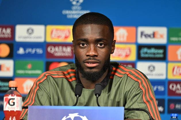 Ahead of PSG v FC Bayern Munich - UEFA Champions League PARIS, FRANCE - APRIL 27: Bayern Munich head coach Vincent Jean Mpoy Kompany (not seen) and player Dayot Upamecano attend a press conference, PK, Pressekonferenz ahead of the UEFA Champions League semi-final first leg match between Paris Saint-Germain and FC Bayern Munich at Parc des Princes in Paris, France on April 27, 2026. Mustafa Yalcin Anadolu Paris France. Editorial use only. Please get in touch for any other usage.  Copyright: x2026xAnadoluxMustafaxYalcinx