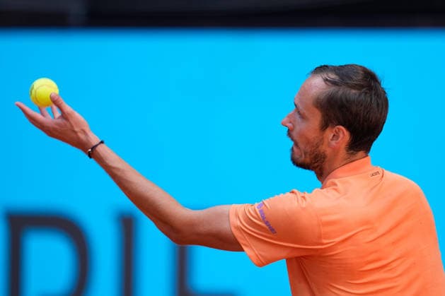 April 27, 2026, Madrid, Madrid, Spain: Daniil Medvedev of Russia in action against Nicolai Budkov Kjaer of Norway during the Mutua Madrid Open 2026, ATP, Tennis Herren Masters 1000 and WTA, Tennis Damen 1000, at La Caja Magica on April 27, 2026 in Madrid, Spain. Madrid Spain - ZUMAa181 20260427_zaa_a181_324 Copyright: xDennisxAgyemanx