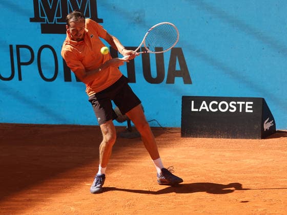 Alberto Simon Daniil Medvedev during his fourth round match of the main draw of the Mutua Madrid Open de Tenis, played at the Caja Magica on April 27, 2026 in Madrid, Spain Copyright: xALBERTOxSIMONx AgenciaxLOFx