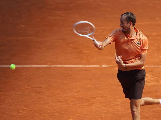 Alberto Simon Daniil Medvedev during his fourth round match of the main draw of the Mutua Madrid Open de Tenis, played at the Caja Magica on April 27, 2026 in Madrid, Spain Copyright: xALBERTOxSIMONx AgenciaxLOFx