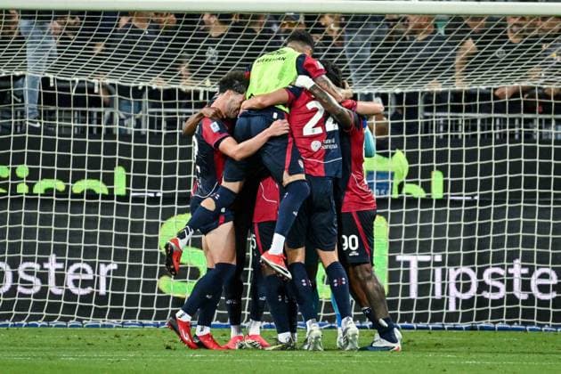 Team Cagliari Calcio, Postgame, Joy during Cagliari Calcio vs Atalanta BC, Italian soccer Serie A match in Cagliari, Italy, April 27 2026  Copyright: xLuigixCanu IPAxSportx xipa-agency.netx xx IPA_74278283 IPA_Agency_IPA74278283