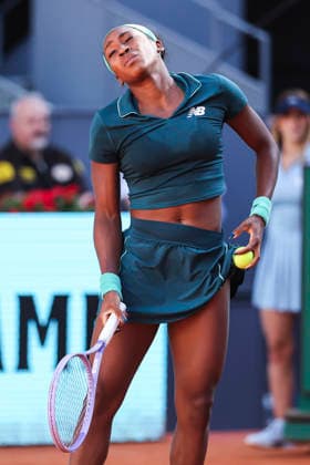 April 27, 2026, Madrid, Madrid, Spain: Coco Gauff of USA reacts against Linda Noskova of Czech Republic during the Mutua Madrid Open 2026, ATP, Tennis Herren Masters 1000 and WTA, Tennis Damen 1000, at La Caja Magica on April 27, 2026 in Madrid, Spain. Madrid Spain - ZUMAa181 20260427_zaa_a181_382 Copyright: xIrinaxR.xHipolitox