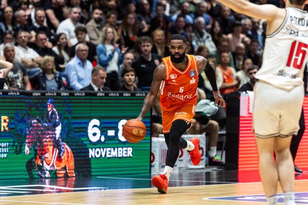 GER, easy Credit Basketball Bundesliga, Niners Chemnitz BMA365 Bamberg Baskets 27 04 2026, Messe, Chemnitz, GER, easy Credit Basketball Bundesliga, Niners Chemnitz BMA365 Bamberg Baskets Corey Davis Jr Niners Chemnitz, 5 Foto Alexander Trienitz Chemnitz Messe Sachsen Germany