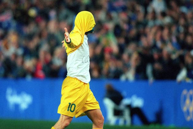 Australia V Nigeria, Sydney Olympic Games, Olympische Spiele, Olympia, OS Group A Kasey Wehrman of Australia celebrates during the Sydney Olympic Games Group A match between Australia and Nigeria at Sydney Football Stadium on September 16, 2000 in Sydney, Australia. Sydney Sydney Football Stadium Australia Australia Copyright: xAllstarxPicturexLibraryxLtdx