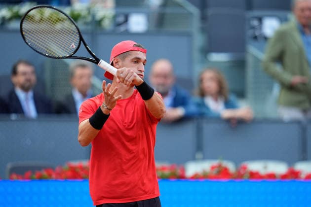 April 27, 2026, Madrid, Madrid, Spain: Terence Atmane of France in action against Alexander Zverev of Germany during the Mutua Madrid Open 2026, ATP, Tennis Herren Masters 1000 and WTA, Tennis Damen 1000, at La Caja Magica on April 27, 2026 in Madrid, Spain. Madrid Spain - ZUMAa181 20260427_zaa_a181_509 Copyright: xDennisxAgyemanx