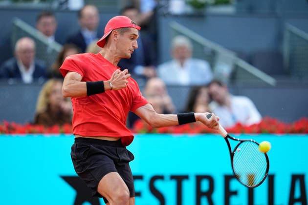 April 27, 2026, Madrid, Madrid, Spain: Terence Atmane of France in action against Alexander Zverev of Germany during the Mutua Madrid Open 2026, ATP, Tennis Herren Masters 1000 and WTA, Tennis Damen 1000, at La Caja Magica on April 27, 2026 in Madrid, Spain. Madrid Spain - ZUMAa181 20260427_zaa_a181_498 Copyright: xDennisxAgyemanx