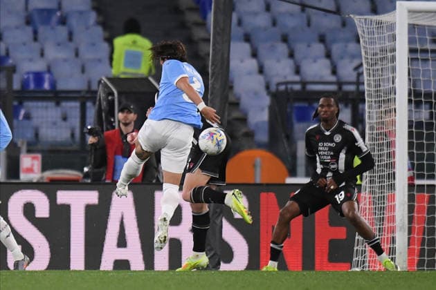 Foto IPP Luciano Adriani Roma 27 04 2026 Campionato di calcio Serie A Tim 2025-2026 Lazio vs Udinese Nella foto: il gol segnato da Luca Pellegrini Italy Photo Press - World Copyright Roma italy Italia ITALY  Copyright: xR4924_italyphotopressx