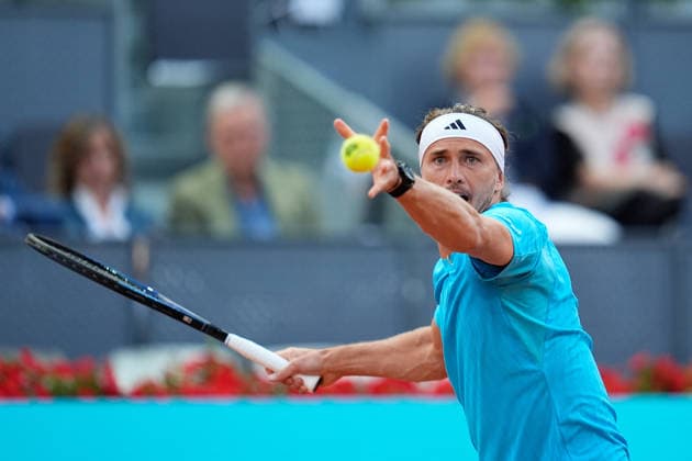 April 27, 2026, Madrid, Madrid, Spain: Alexander Zverev of Germany in action against Terence Atmane of France during the Mutua Madrid Open 2026, ATP, Tennis Herren Masters 1000 and WTA, Tennis Damen 1000, at La Caja Magica on April 27, 2026 in Madrid, Spain. Madrid Spain - ZUMAa181 20260427_zaa_a181_537 Copyright: xDennisxAgyemanx