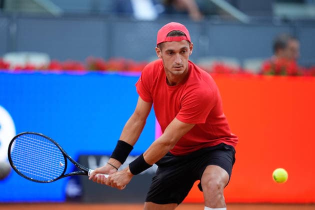 April 27, 2026, Madrid, Madrid, Spain: Terence Atmane of France in action against Alexander Zverev of Germany during the Mutua Madrid Open 2026, ATP, Tennis Herren Masters 1000 and WTA, Tennis Damen 1000, at La Caja Magica on April 27, 2026 in Madrid, Spain. Madrid Spain - ZUMAa181 20260427_zaa_a181_521 Copyright: xDennisxAgyemanx