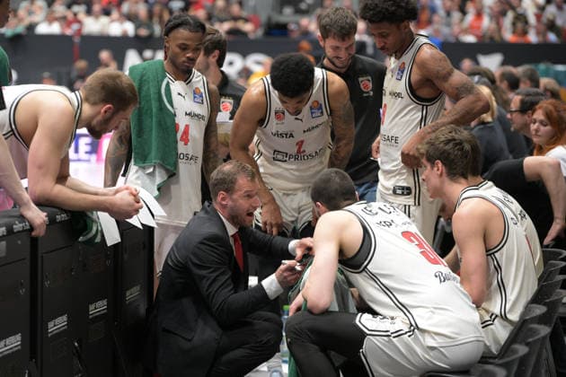 asyCredit Basketball Bundesliga, Matchday 31, Niners Chemnitz BMA365 Bamberg Baskets 27 04 2026 from 20 Copyright: xEHLxMedia MichelxKöhlerx 20262704-Niners Chemnitz-Bamberg Baskets_098