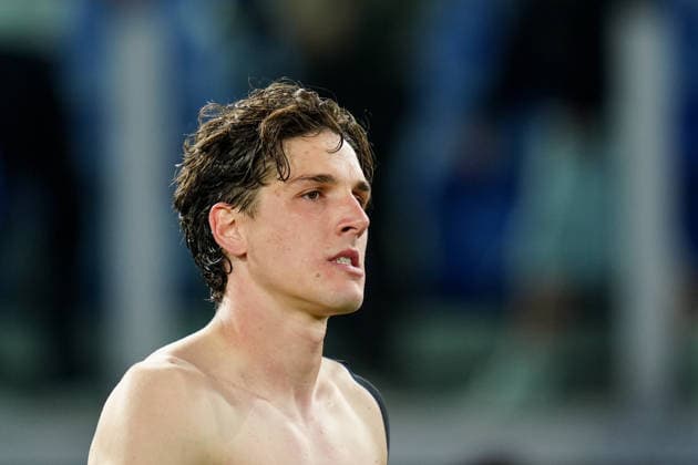SS Lazio v Udinese Calcio - Serie A Enilive Nicolo Zaniolo of Udinese Calcio looks on during the serie Serie A Enilive match between SS Lazio and Udinese Calcio at Olimpico on April 27, 2026 in Rome, Italy Rome Stadio Olimpico Lazio Italy Copyright: xGiuseppexMaffiax 260427_SerieA_Lazio-Udinese_GM_02955
