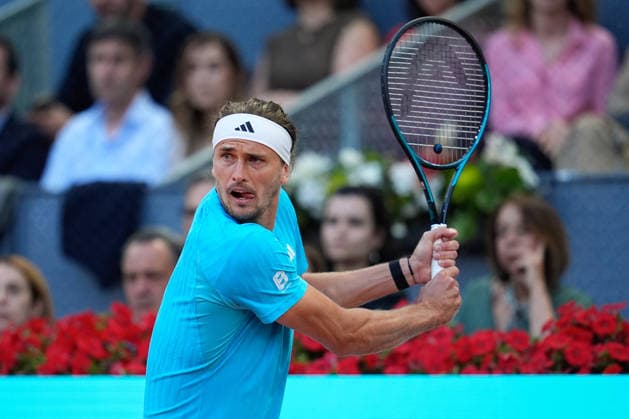 April 27, 2026, Madrid, Madrid, Spain: Alexander Zverev of Germany in action against Terence Atmane of France during the Mutua Madrid Open 2026, ATP, Tennis Herren Masters 1000 and WTA, Tennis Damen 1000, at La Caja Magica on April 27, 2026 in Madrid, Spain. Madrid Spain - ZUMAa181 20260427_zaa_a181_515 Copyright: xDennisxAgyemanx