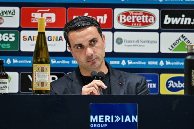 Raffaele Palladino Head Coach of Atalanta, press conference, PK, Pressekonferenz Conferenza Stampa during Cagliari Calcio vs Atalanta BC, Italian soccer Serie A match in Cagliari, Italy, April 27 2026  Copyright: xLuigixCanu IPAxSportx xipa-agency.netx xx IPA_74278755 IPA_Agency_IPA74278755