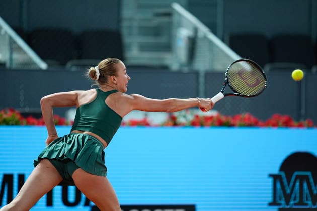 April 27, 2026, Madrid, Madrid, Spain: Anastasia Potapova of Austria in action against Elena Rybakina of Kazakhstan during the Mutua Madrid Open 2026, ATP, Tennis Herren Masters 1000 and WTA, Tennis Damen 1000, at La Caja Magica on April 27, 2026 in Madrid, Spain. Mutua Madrid Open 2026 - Day 8 - ZUMAa181 20260427_zaa_a181_625 Copyright: xDennisxAgyemanx