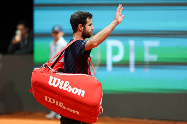 April 27, 2026, Madrid, Madrid, Spain: Karen Khachanov of Russia leave the court after losing against Jakub Mensik of Czech Republic during the Mutua Madrid Open 2026, ATP, Tennis Herren Masters 1000 and WTA, Tennis Damen 1000, at La Caja Magica on April 27, 2026 in Madrid, Spain. Madrid Spain - ZUMAa181 20260427_zaa_a181_935 Copyright: xIrinaxR.xHipolitox