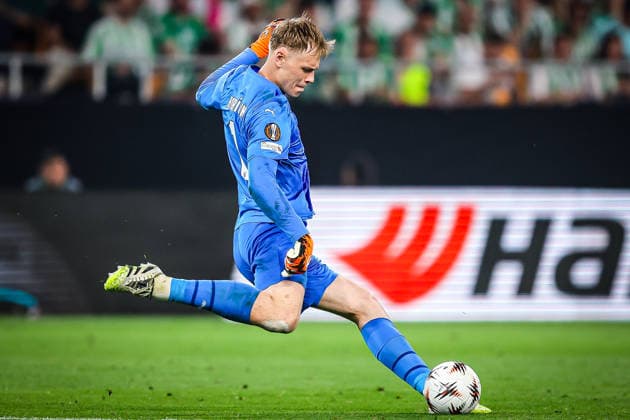 April 16, 2026, Sevilla, Spain, Spain: Lukas HORNICEK of Braga during the UEFA Europa League match between Real Betis Balompie and SC Braga at Estadio La Cartuja on April 16, 2026 in Sevilla, Spain. Rafael Roman Sevilla Spain - ZUMAm308 20260416_zsp_m308_019 Copyright: xMatthieuxMirvillex
