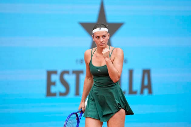 April 27, 2026, Madrid, Madrid, Spain: Marta Kostyuk of Ukraine plays against Caty McNally of USA during the Mutua Madrid Open 2026, ATP, Tennis Herren Masters 1000 and WTA, Tennis Damen 1000, at La Caja Magica on April 27, 2026 in Madrid, Spain. Madrid Spain - ZUMAa181 20260427_zaa_a181_826 Copyright: xOscarxJ.xBarrosox