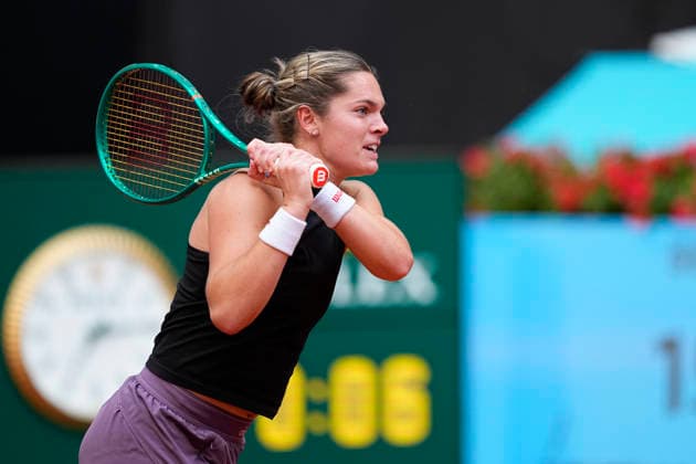 April 27, 2026, Madrid, Madrid, Spain: Caty McNally of USA plays against Marta Kostyuk of Ukraine during the Mutua Madrid Open 2026, ATP, Tennis Herren Masters 1000 and WTA, Tennis Damen 1000, at La Caja Magica on April 27, 2026 in Madrid, Spain. Madrid Spain - ZUMAa181 20260427_zaa_a181_821 Copyright: xOscarxJ.xBarrosox