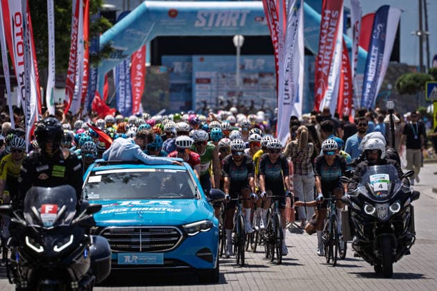 61st Presidential Cycling Tour of Turkiye MARMARIS, TURKIYE - APRIL 28: Cyclists compete at the start of the 132.7-kilometer Marmaris-Kiran stage, the third stage of the 61st Presidential Cycling Tour of Turkiye, in Marmaris, Turkiye, on April 28, 2026. Ahmet Serdar Eser Anadolu Mugla Turkey. Editorial use only. Please get in touch for any other usage.  Copyright: x2026xAnadoluxAhmetxSerdarxEserx