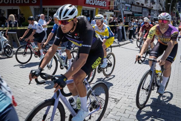 61st Presidential Cycling Tour of Turkiye MARMARIS, TURKIYE - APRIL 28: Cyclists compete at the start of the 132.7-kilometer Marmaris-Kiran stage, the third stage of the 61st Presidential Cycling Tour of Turkiye, in Marmaris, Turkiye, on April 28, 2026. Ahmet Serdar Eser Anadolu Mugla Turkey. Editorial use only. Please get in touch for any other usage.  Copyright: x2026xAnadoluxAhmetxSerdarxEserx