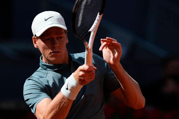 April 28, 2026, Madrid, Madrid, Spain: Jannik Sinner of Italy plays against Cameron Norrie of Great Britain during the Mutua Madrid Open 2026, ATP, Tennis Herren Masters 1000 and WTA, Tennis Damen 1000, at La Caja Magica on April 28, 2026 in Madrid, Spain. Madrid Spain - ZUMAa181 20260428_zaa_a181_003 Copyright: xOscarxJ.xBarrosox