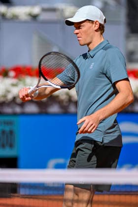 April 28, 2026, Madrid, Madrid, Spain: JANNIK SINNER of italy - NIKE during the Mutua Madrid Open 2026, ATP, Tennis Herren Masters 1000 and WTA, Tennis Damen 1000 tennis tournament, celebrated at Caja Magica on April 28, 2026 in Madrid, Spain. Mutua Madrid Open 2026 - Day 9 (04.28.26) - ZUMAc312 20260428_zsp_c312_018 Copyright: xOscarxManuelxSanchezx