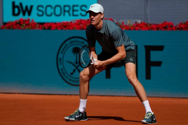 April 28, 2026, Madrid, Madrid, Spain: Jannik Sinner of Italy plays against Cameron Norrie of Great Britain during the Mutua Madrid Open 2026, ATP, Tennis Herren Masters 1000 and WTA, Tennis Damen 1000, at La Caja Magica on April 28, 2026 in Madrid, Spain. Madrid Spain - ZUMAa181 20260428_zaa_a181_033 Copyright: xOscarxJ.xBarrosox
