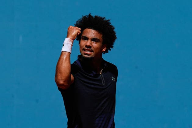 April 28, 2026, Madrid, Madrid, Spain: Arthur Fils of France reacts against Tomas Martin Etcheverry of Argentina during the Mutua Madrid Open 2026, ATP, Tennis Herren Masters 1000 and WTA, Tennis Damen 1000, at La Caja Magica on April 28, 2026 in Madrid, Spain. Madrid Spain - ZUMAa181 20260428_zaa_a181_106 Copyright: xDennisxAgyemanx